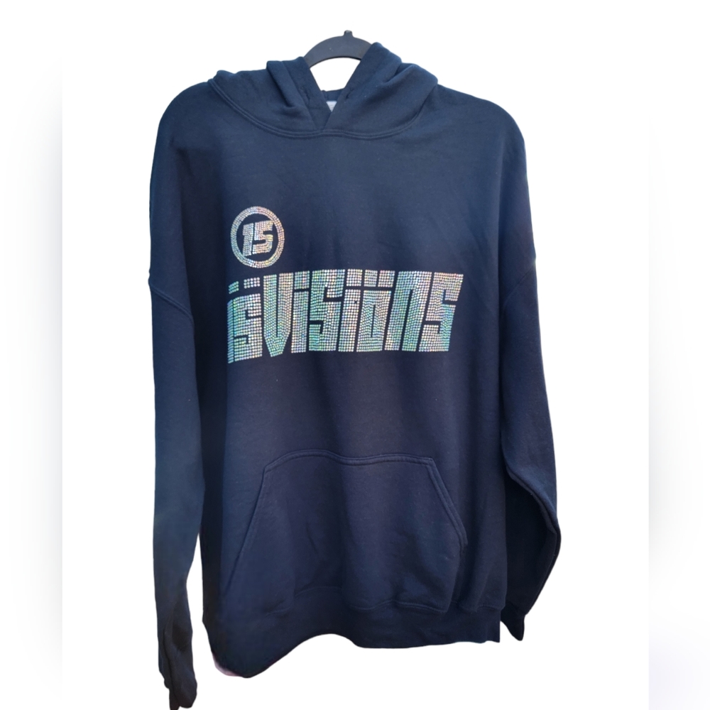 NWOT 15VISIONS HOODIE